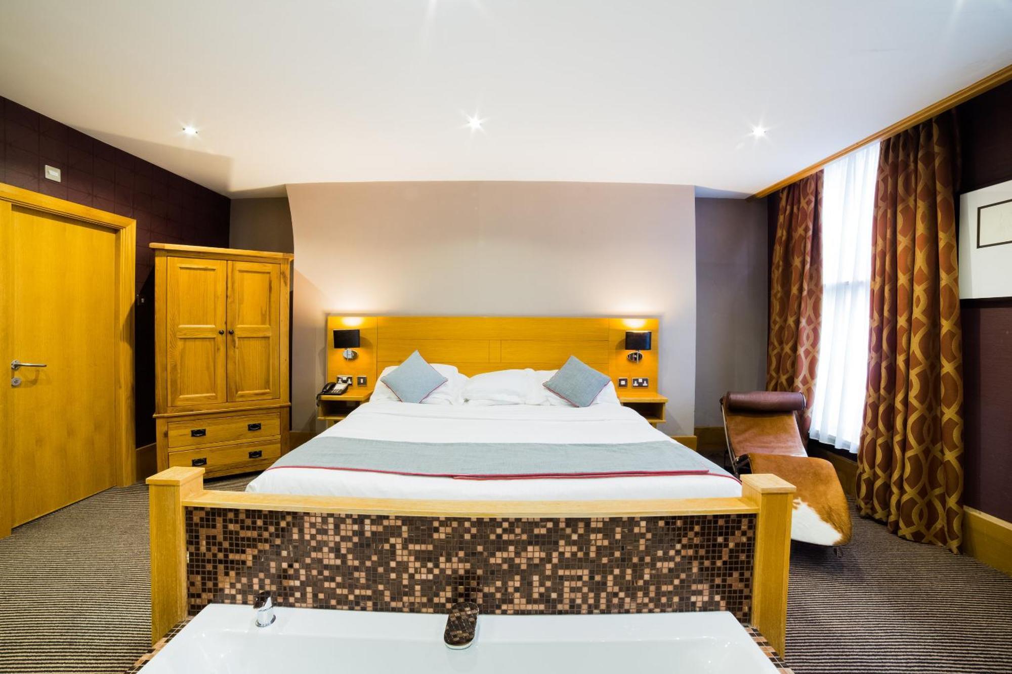 Oyo Imperial Hotel Barrow-in-Furness Kültér fotó