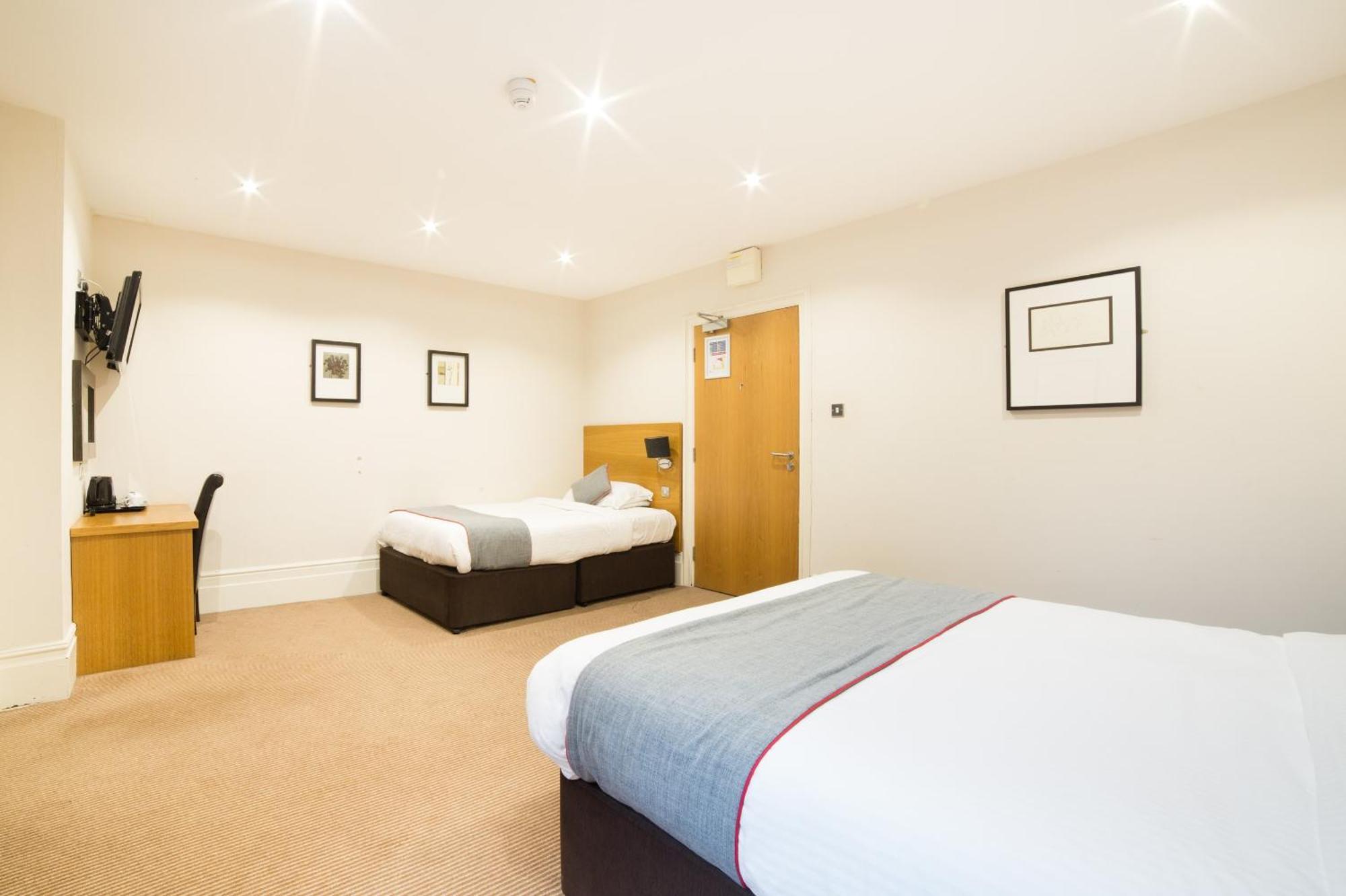 Oyo Imperial Hotel Barrow-in-Furness Kültér fotó